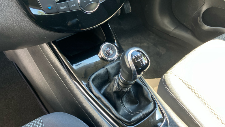 Nissan Pulsar 1.5 dCi N-Tec 5dr Diesel Hatchback